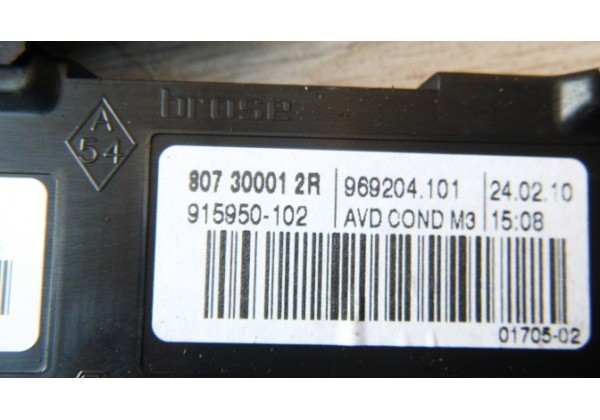 Моторчик склопідіймача передній правий Renault Scenic III, 807300012R